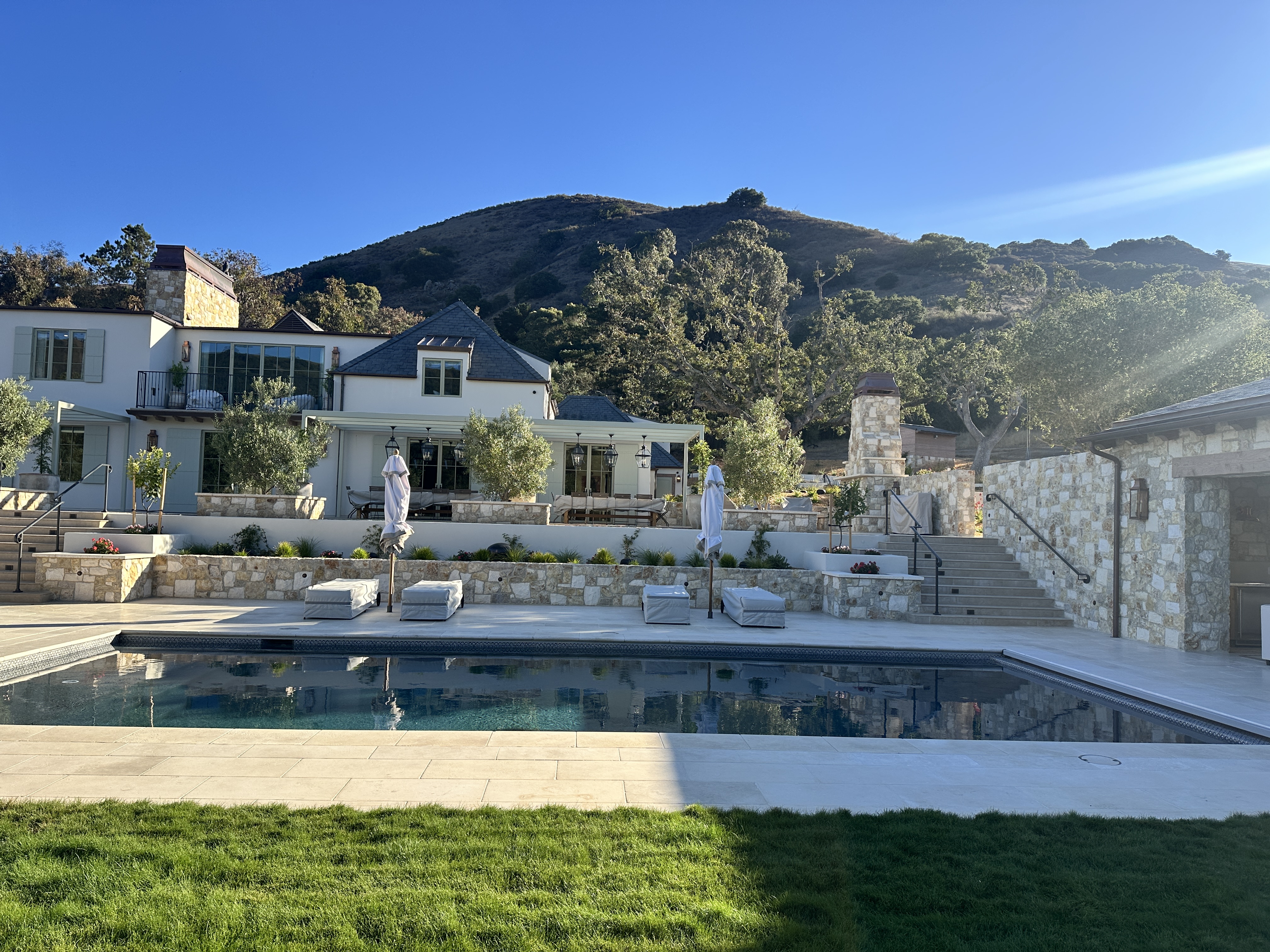 Encina View across pool